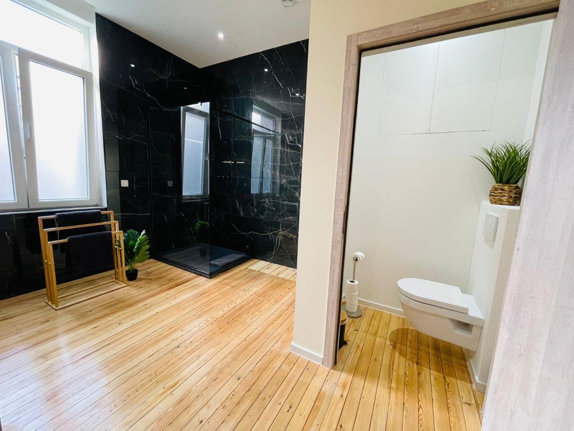 Appartement Exotique Avec Bain Balneo Liège Eksteriør bilde